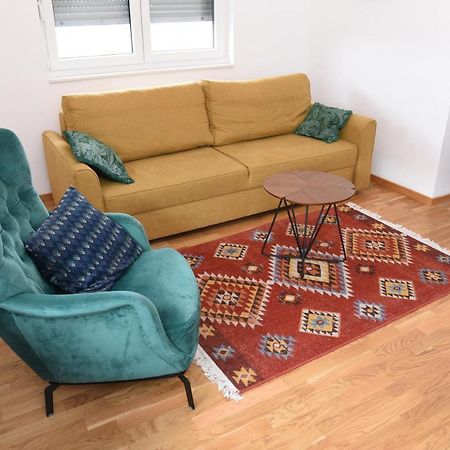Avenija Oaza Apartment Novi Sad Bagian luar foto