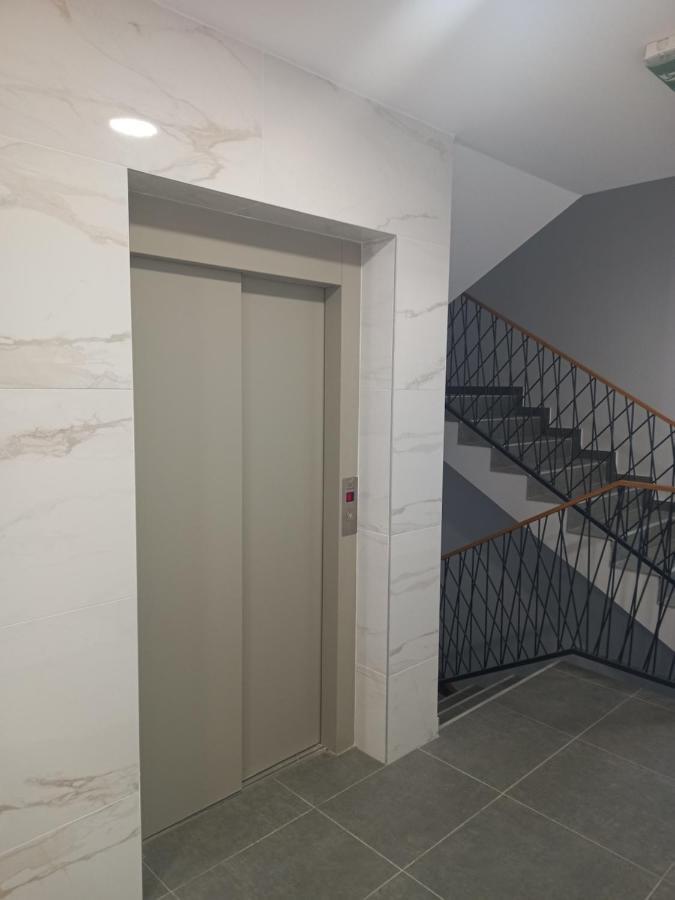 Avenija Oaza Apartment Novi Sad Bagian luar foto