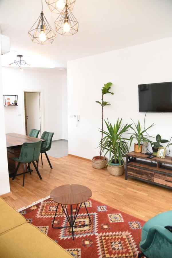 Avenija Oaza Apartment Novi Sad Bagian luar foto